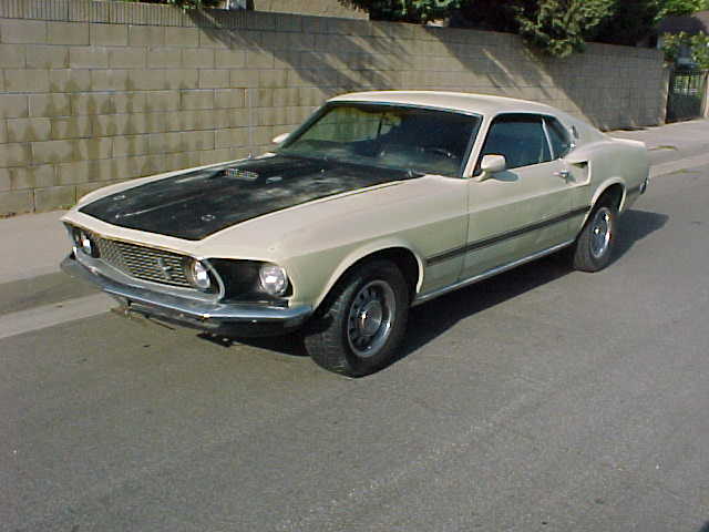 Ford 390 Distributor. 1969 Ford Mustang Mach1 S code